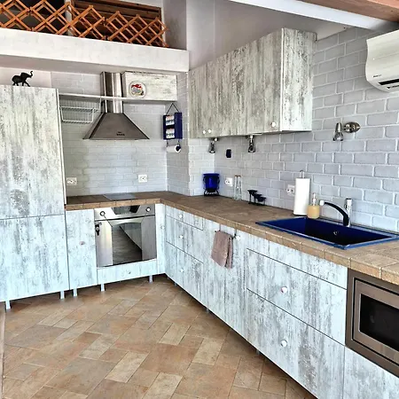 Blue Vista Μπουργκάς